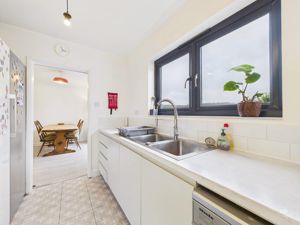 KITCHEN- click for photo gallery